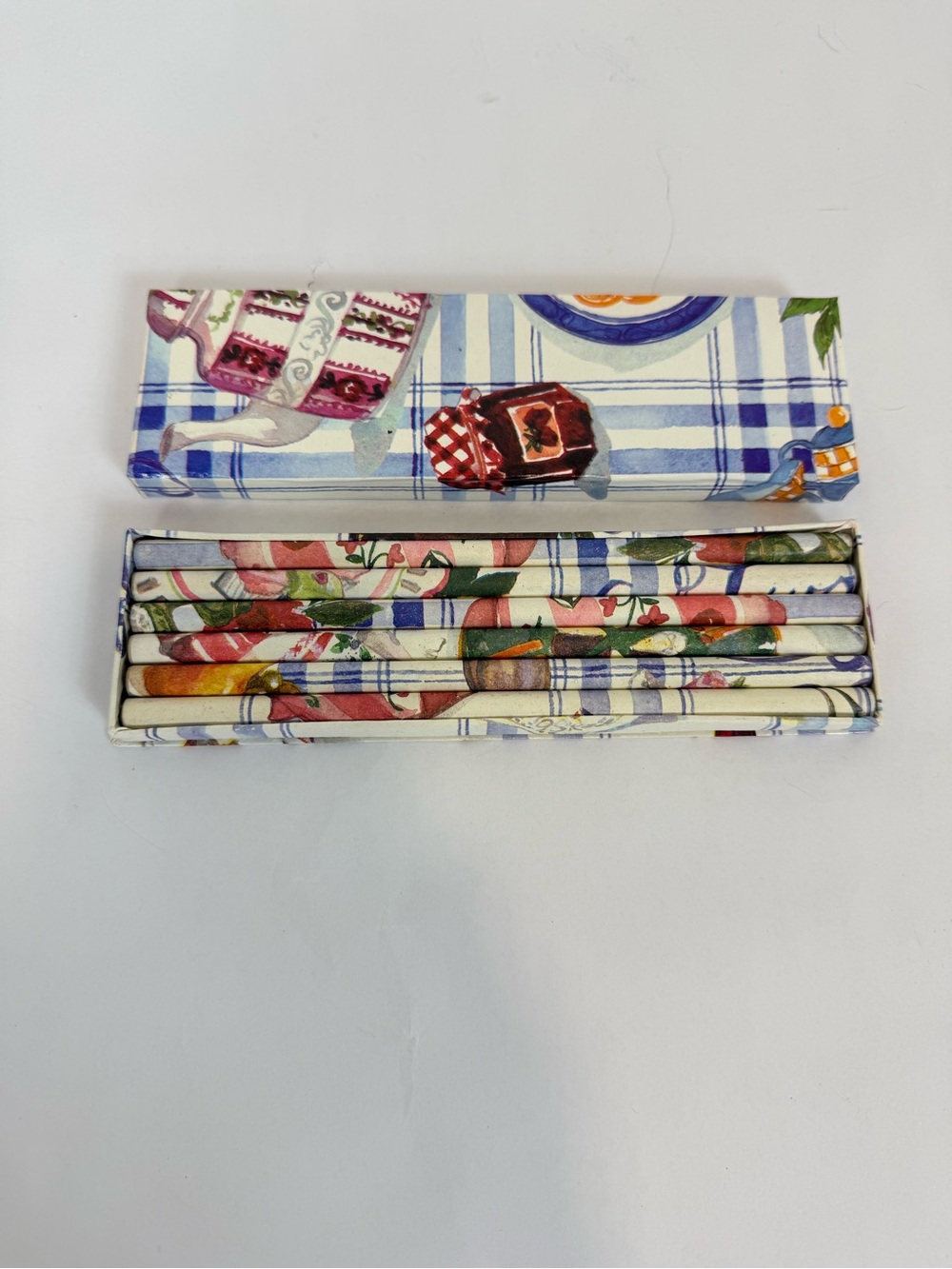 Two's Company 7” Decorative Paper Wrap Pencils In Art Box 6 VTG